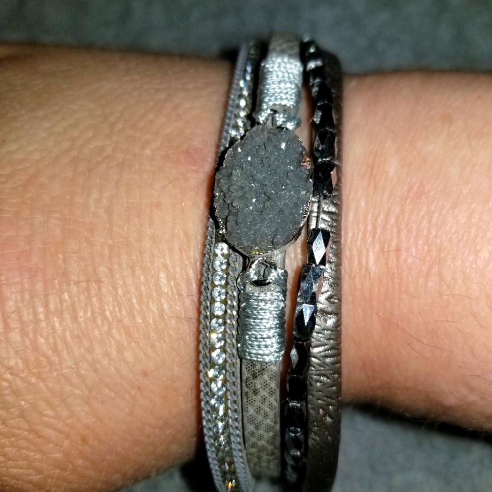 Maurices magnetic closure braclet